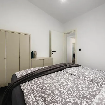 Holiday home Urban Black *