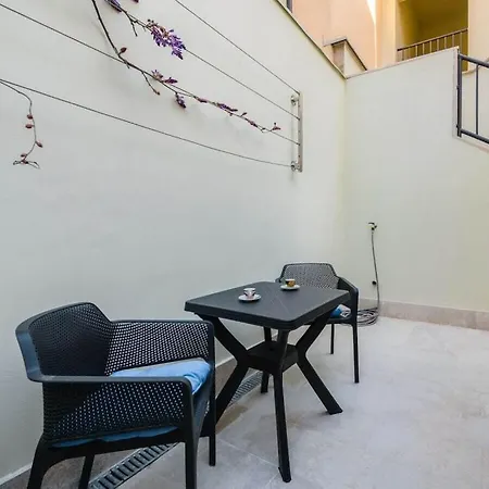 Urban Black Ferienhaus *