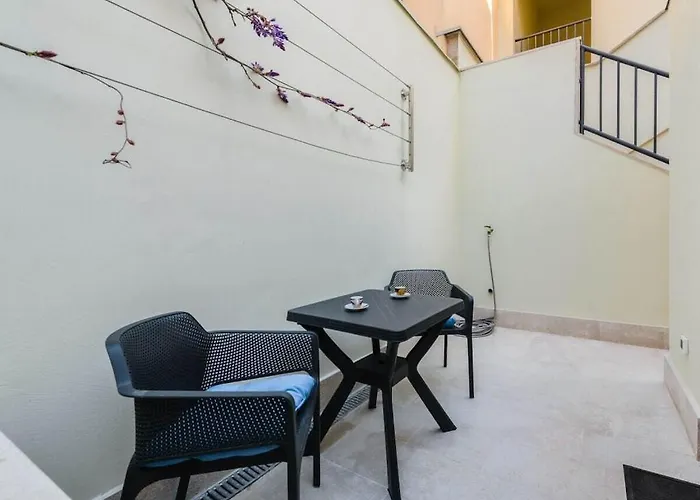 Urban Black Tatil Evi *