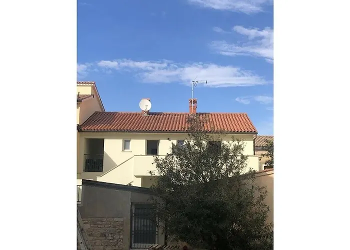 Urban Black Ferienhaus Poreč